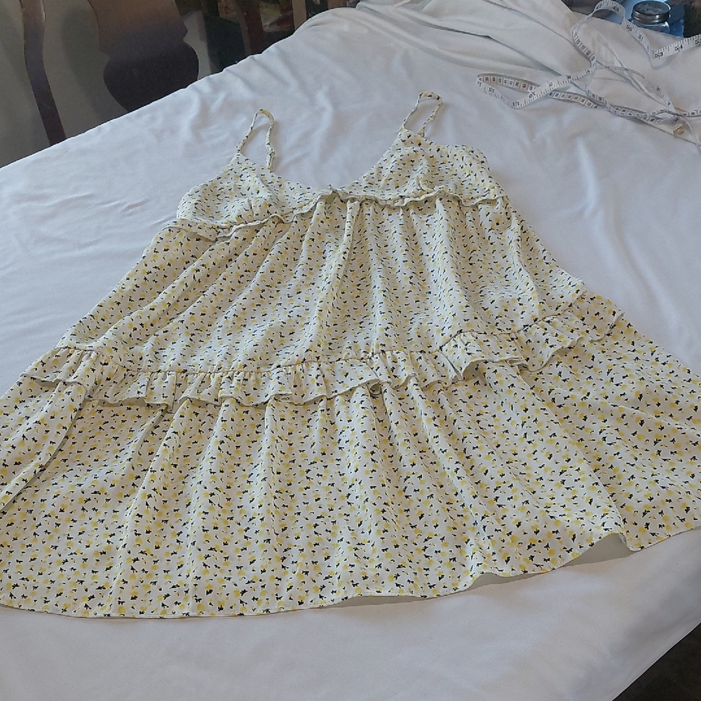 River Island White Dress with Yellow and Black Floral Print.Size 4